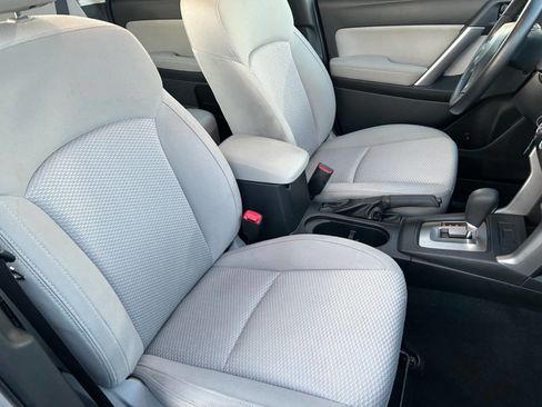 Used 2015 Subaru Forester 2.5i image 27