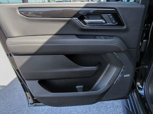 New 2026 GMC Yukon XL Elevation image 15