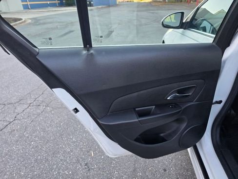 Used 2013 Chevrolet Cruze LT w/ RS Package image 15