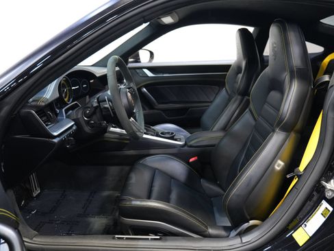 Used 2022 Porsche 911 Turbo S AWD/4WD image 29