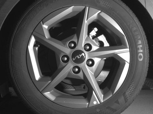 Used 2025 Kia K4 LXS image 14