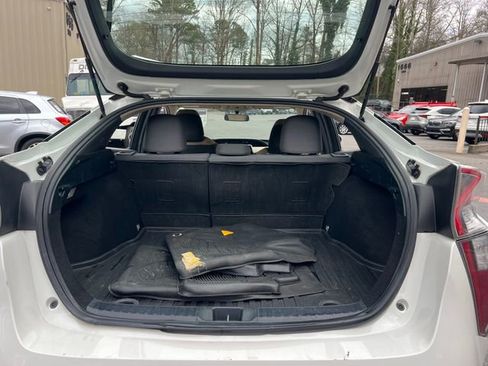 Used 2016 Toyota Prius Two image 27