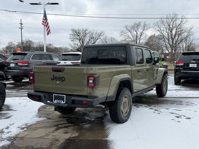 Used 2026 Jeep Gladiator Willys AWD/4WD image 2