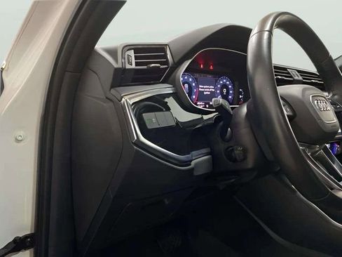 Used 2020 Audi Q3 2.0T Premium w/ Convenience Package image 17