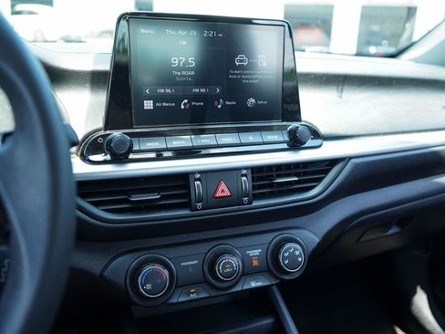 Used 2023 Kia Forte LXS FWD image 8