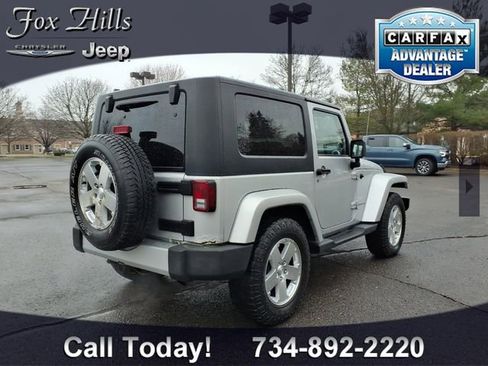Used 2008 Jeep Wrangler Sahara w/ Dual Top Group AWD/4WD image 9