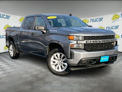 Used 2019 Chevrolet Silverado 1500 Custom w/ Custom Value Package image 1