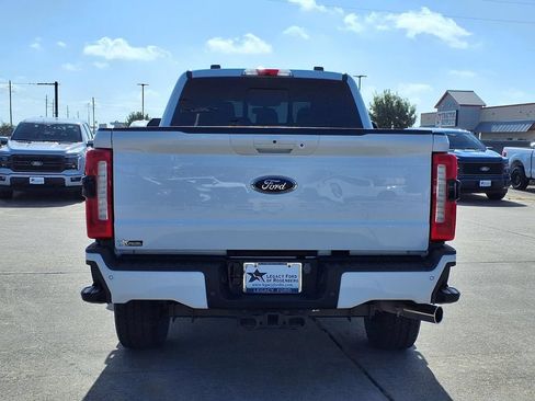Used 2024 Ford F250 Lariat w/ Sport Appearance Package AWD/4WD image 5
