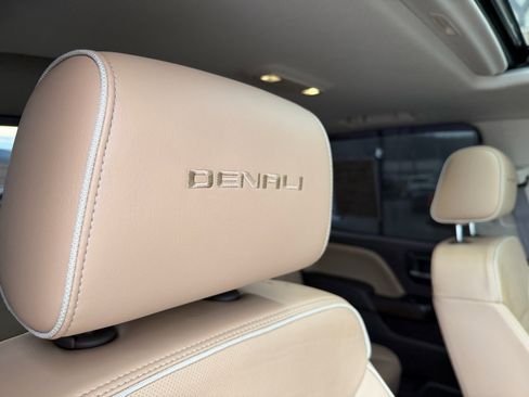 Used 2019 GMC Sierra 2500 Denali w/ Duramax Plus Package image 15
