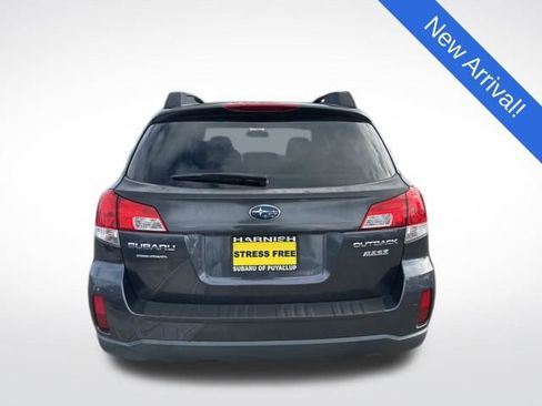 Used 2012 Subaru Outback 2.5i Premium w/ All-Weather Pkg image 6