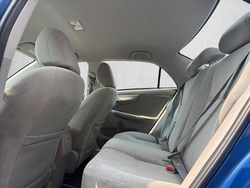 Used 2010 Toyota Corolla LE FWD image 20