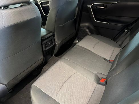 Certified 2025 Toyota RAV4 XLE w/ Convenience Package FWD image 14