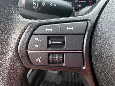 Certified 2025 Honda Accord LX image 12