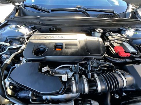 Used 2021 Honda Accord Touring image 31