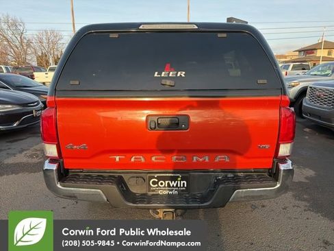 Used 2017 Toyota Tacoma SR5 image 6