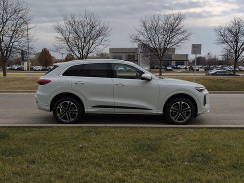 New 2025 Audi Q5 Premium image 37