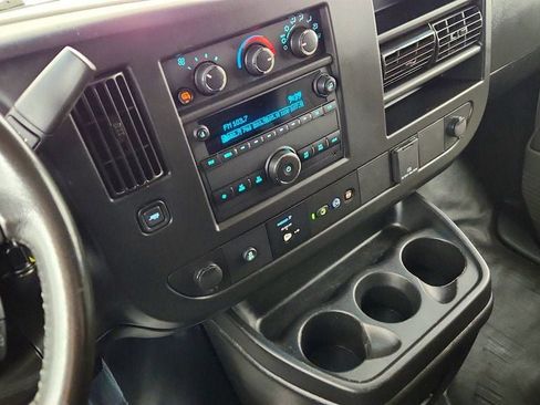 Used 2021 Chevrolet Express 2500 w/ Driver Convenience Package RWD image 15
