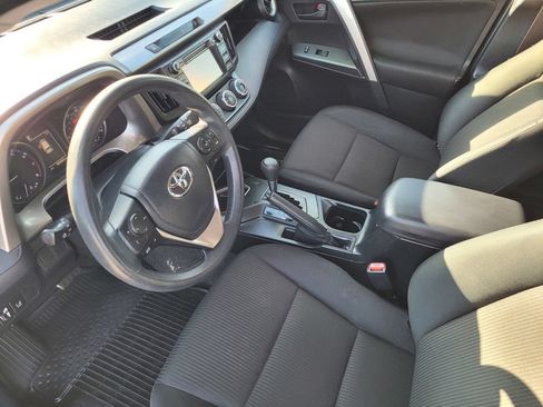 Used 2018 Toyota RAV4 LE w/ All Weather Liner Package FWD image 9