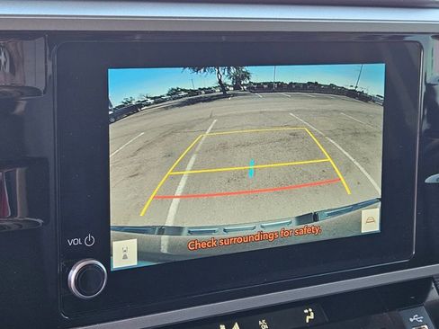 Used 2024 Toyota Tundra SR5 AWD/4WD image 18