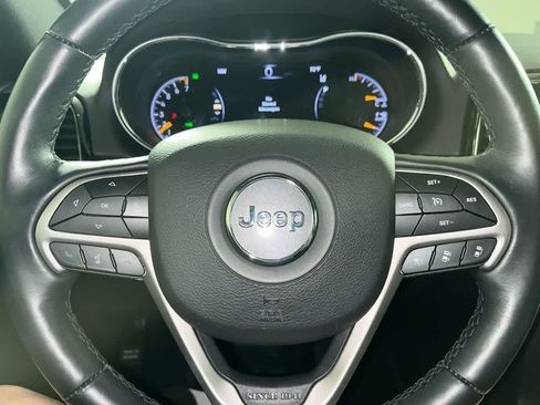 Used 2021 Jeep Grand Cherokee Limited w/ Quick Order Package 28K 80th AWD/4WD image 16
