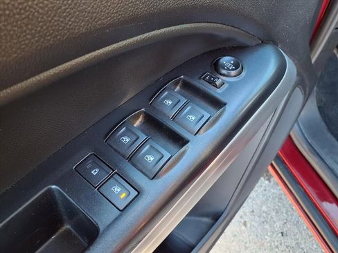 Used 2019 Chevrolet Colorado LT w/ LT Convenience Package image 15