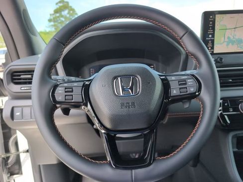 New 2026 Honda Pilot Sport image 23