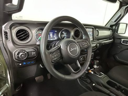 Used 2023 Jeep Wrangler Unlimited w/ Cold Weather Group AWD/4WD image 13