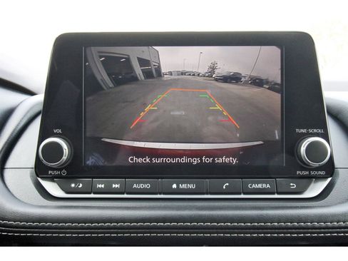 Used 2023 Nissan Rogue SV w/ SV Premium B Package image 24