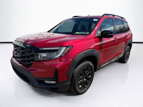 Used 2023 Honda Passport TrailSport image 3