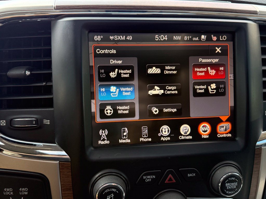 Used 2015 RAM 2500 Laramie AWD/4WD image 36