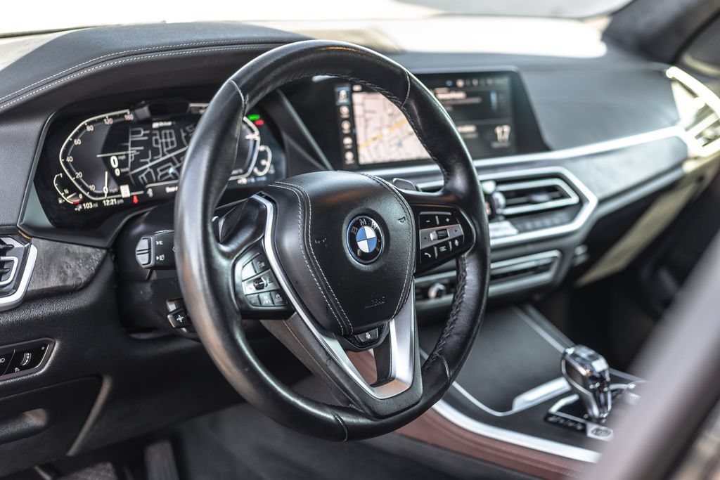 Used 2022 BMW X5 xDrive45e w/ Executive Package AWD/4WD image 14
