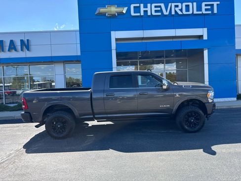 Used 2024 RAM 3500 Limited w/ Safety Group AWD/4WD image 3