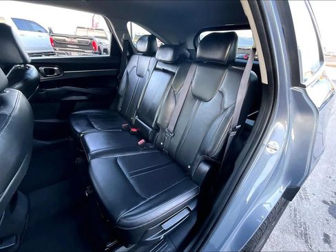 Used 2024 Kia Sorento S AWD/4WD image 26