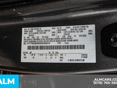 Used 2025 Ford F250 XLT image 40