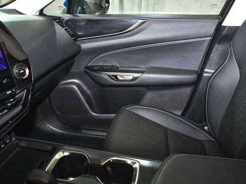 Used 2025 Lexus NX 350 AWD w/ Accessory Package (P2) image 44