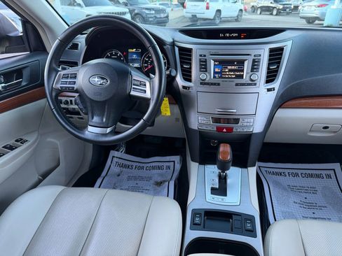 Used 2013 Subaru Outback 2.5i Limited w/ Moonroof Pkg image 27