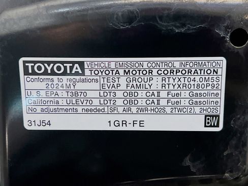 Used 2024 Toyota 4Runner TRD Sport w/ Technology Package AWD/4WD image 22