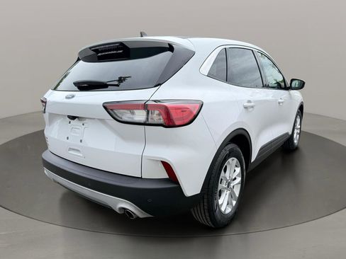 Used 2021 Ford Escape SE FWD image 7