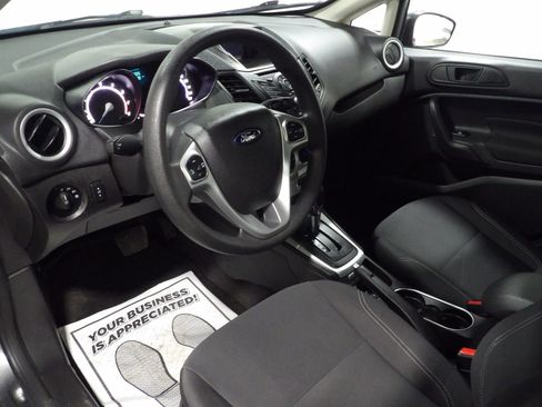 Used 2018 Ford Fiesta SE w/ Equipment Group 201A image 10