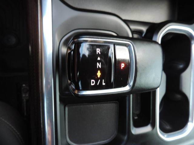 Used 2023 Chevrolet Silverado 1500 RST w/ Z71 Off-Road Package AWD/4WD image 30