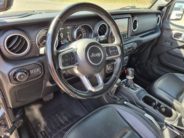 Used 2020 Jeep Wrangler Unlimited Sahara AWD/4WD image 16