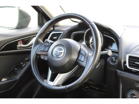 Used 2014 MAZDA MAZDA3 i Touring image 15