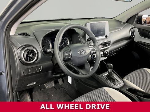 Used 2023 Hyundai Kona SE AWD/4WD image 16