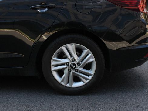 Used 2020 Hyundai Elantra SEL FWD image 10