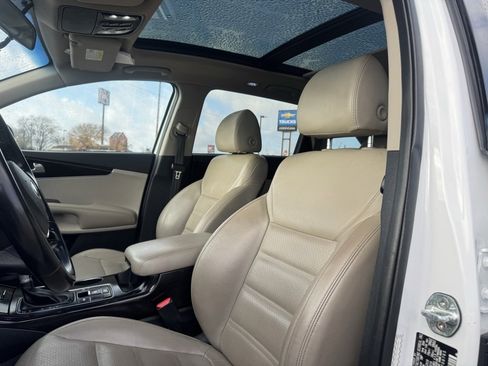 Used 2020 Kia Sorento EX image 8