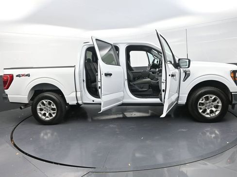Used 2023 Ford F150 XLT image 36