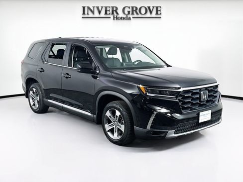 Certified 2023 Honda Pilot EX-L image 3