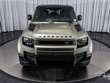 Used 2025 Land Rover Defender 110 X-Dynamic SE image 4