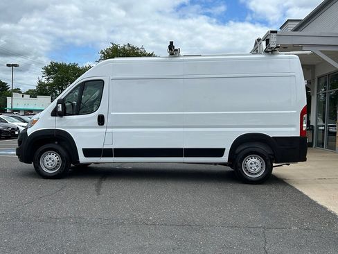 Used 2024 RAM ProMaster 2500 FWD image 4