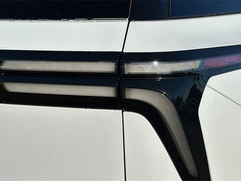 New 2026 Chevrolet Traverse High Country image 38